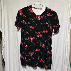 Old Navy Women's 4XL Black Floral V Neck Flutter Sleeve Dress 100% Rayon NWT